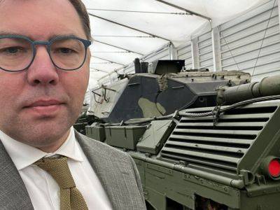 "Скоро". Посол Украины в Германии показал танки Leopard 1 для Украины. Видео