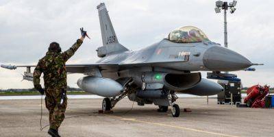 Минобороны Нидерландов заявило, что хочет быстрее начать обучение украинских пилотов на F-16