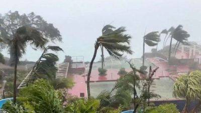 Супертайфун Mawar принес на Гуам сильный ветер и ливни