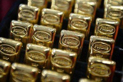 Эксперт Хазанов: россияне могут купить в 2023 году рекордные 90-100 тонн золота