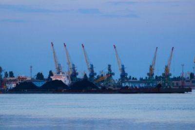 Особи що готують рейдерське захоплення порту на Одещині працюють із спонсором війни