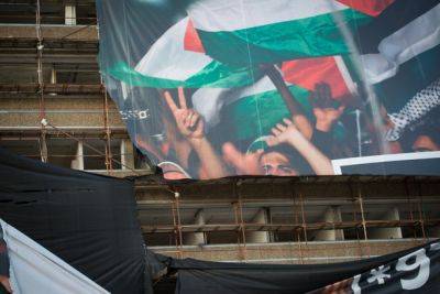 «Фашистский закон»: ректор Университета Тель-Авива пообещал поднимать флаг Палестины