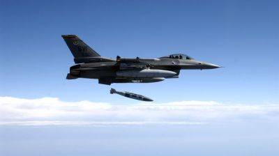 Остин озвучил договоренность "Рамштайна" об обучении украинских пилотов на F-16
