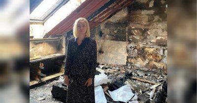 «На меня падала часть крыши и стекло»: чудом уцелевшая киевлянка просит столичную власть восстановить кровлю