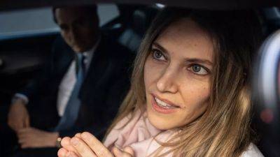 Обвиняемая в коррупции евродепутат Ева Кайли освобождена