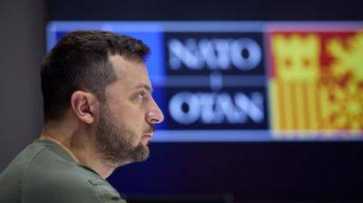 NYT: Если разделенная Германия смогла вступить в НАТО, почему не может Украина?