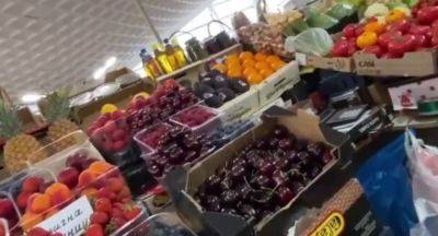 Килограмм малины как минимальная пенсия: популярная ягода теперь роскошь, озвучены цены