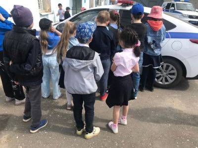 Лихославльские полицейские провели для школьников день открытых дверей