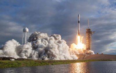 Илона Маску - SpaceX запустила на орбиту арабский спутник - korrespondent.net - США - Украина - Саудовская Аравия - шт.Флорида - Ракеты