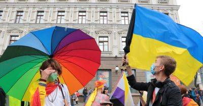 Движемся в сторону стандартов ЕС: Зеленский ответил на петицию об однополых браках