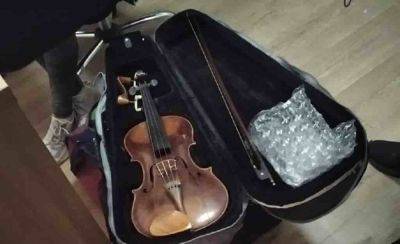 Старинную скрипку и самовар изъяли на границе Одесской области и Молдовы