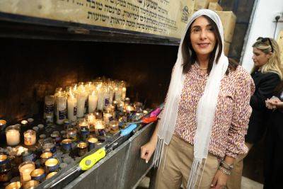 Мири Регев отправилась в Марокко с официальным визитом: в программе много еврейских кладбищ