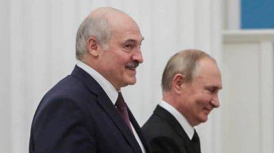 Лукашенко говорит, что Путин раздаст ядерное оружие всем, кто вступит в "союзное государство России и Беларуси"