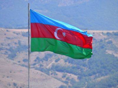 Азербайджан отмечает 105-летие независимости - unn.com.ua - Украина - Киев - Азербайджан - Османская Империя - Гянджа