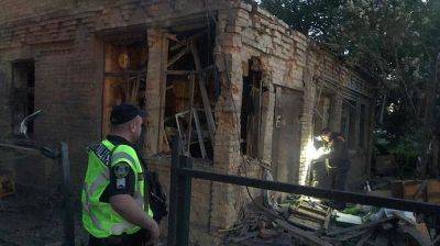 Поврежденное жилье и объекты инфраструктуры &#8722; последствия российской атаки в Киевской области