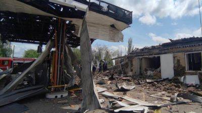 Россия сбросила авиабомбы на АЗС в Торецке, есть погибший и раненые