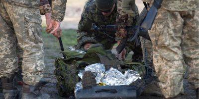 Украинские военные в Польше учатся спасать раненых в условиях боев: Генштаб ВСУ показал фото