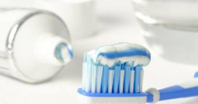 Как часто нужно менять зубную щетку? Мнение эксперта