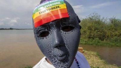Президент Уганды подписал закон против гомосексуалистов, предусматривающий смертную казнь