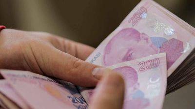 Экономист заявил о положительном влиянии падения курса лиры на россиян