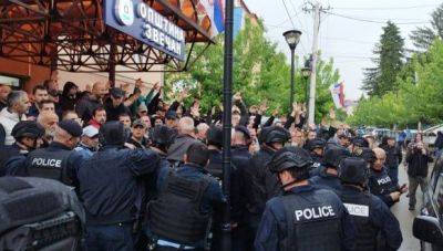 В Косово произошли столкновения между этническими сербами и миротворческими силами НАТО