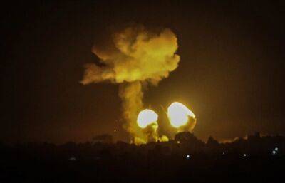 ВВС Израиля нанесли серию ударов по объектам ХАМАС в секторе Газа