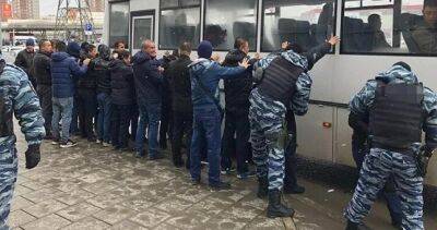 В России арестовали более сотни мигрантов