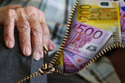 Пенсия в 1500 евро: сколько для этого надо зарабатывать немцам
