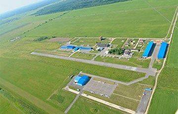 На самом крупном аэродроме на Северо-Западе РФ загорелись ангары с вертолетами
