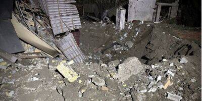 Ночью войска РФ ударили ракетами по Запорожью: полностью разрушен жилой дом