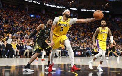 НБА: Лейкерс победой начали серию с Голден Стейт, Нью-Йорк одолел Майами