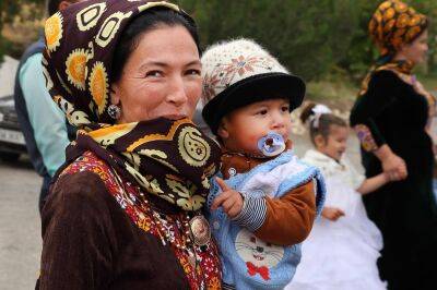 Представители правительства и ЮНИСЕФ изучат положение детей и женщин в Туркменистане