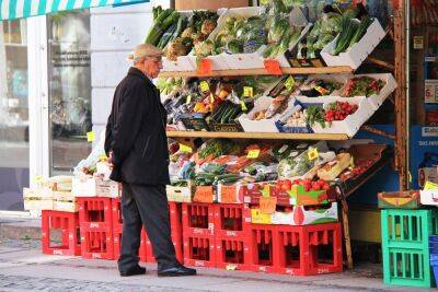 Популярные овощи порадовали удешевлением: с 210 гривен цена упала до 99