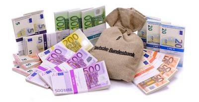 Необычная акция Бундесбанка: монеты и купюры на заказ