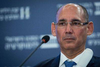 Управляющий Банком Израиля: «Если девальвация шекеля продолжится, вновь повысим учетные ставки»