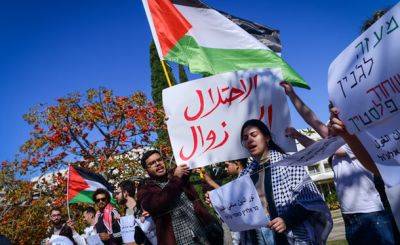 Скандал с палестинским флагом: министр просвещения предупредил университеты