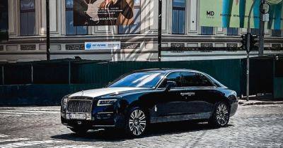 В Украине заметили эксклюзивный и роскошный Rolls-Royce за $500 000 (фото)