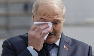 Лукашенко закашляется: в Казахстане рассказали о его "шуточках"