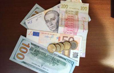 Банки и обменки обновили стоимость валюты: курс доллара и евро в Украине на 31 мая