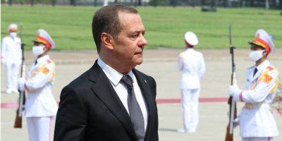 Хамство и истерика. Медведев начал угрожать Великобритании из-за помощи Украине и назвал ее «извечным врагом» России