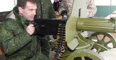 Вплоть до Сунака: Медведев заявил, что Россия может убить любого чиновника Британии