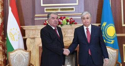 Эмомали Рахмон в рамках государственного визита в Казахстан, провел встречу с Касым-Жомартом Токаевым