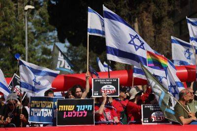 Акции протеста по всему Израилю: первые столкновения и аресты
