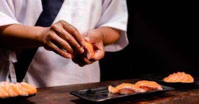 Почему суши в Азии готовят исключительно мужчины