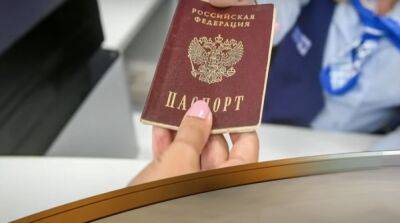 Оккупанты угрожают родителям подростков, не получивших российский паспорт – ЦНС