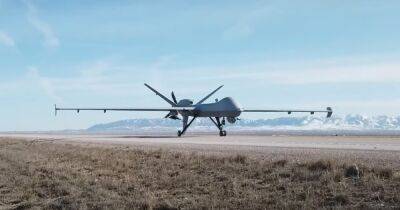Готовят к войне с Китаем и РФ: дрон MQ-9 впервые взлетел с шоссе вместо взлетной полосы