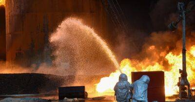 Взрыв на нефтебазе под Краснодаром: британская разведка указала на слабые места ВС РФ (фото)