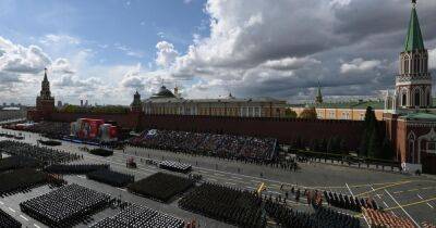 Путин будет выступать: в Кремле рассказали, отменят ли парад на 9 мая из-за атаки БПЛА