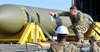 "Пробьет любой бункер": ВВС США показали самую мощную противобункерную бомбу GBU-57 (фото) - focus.ua - Россия - Китай - США - Украина - КНДР - Иран