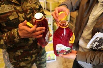 Контрабандисты пытались завезти из Афганистана в Узбекистан огромную партию жидких синтетических наркотиков под видом гранатового сока